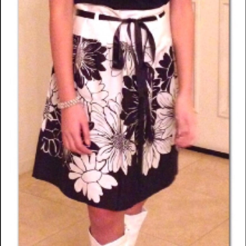 Light cotton floral skirt.